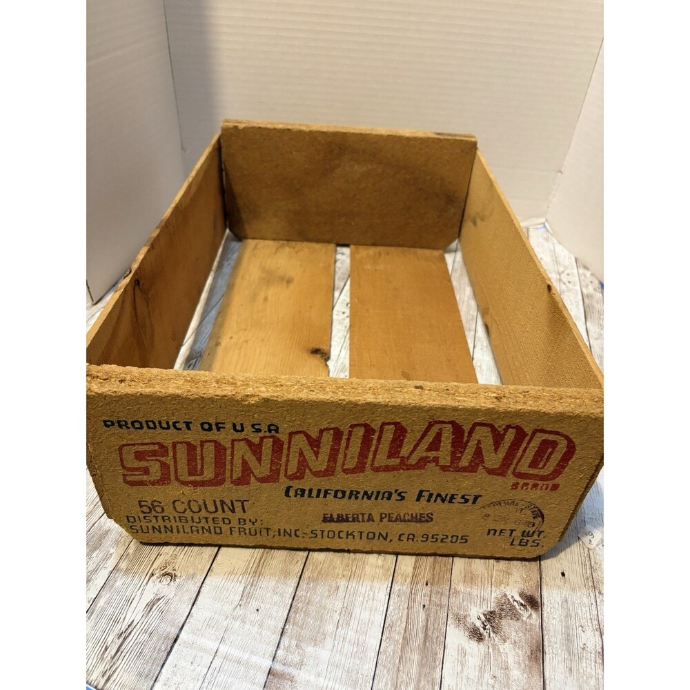 Vintage Sunniland Santa Peaches Wooden Fruit Crate Stockton CA Advertising